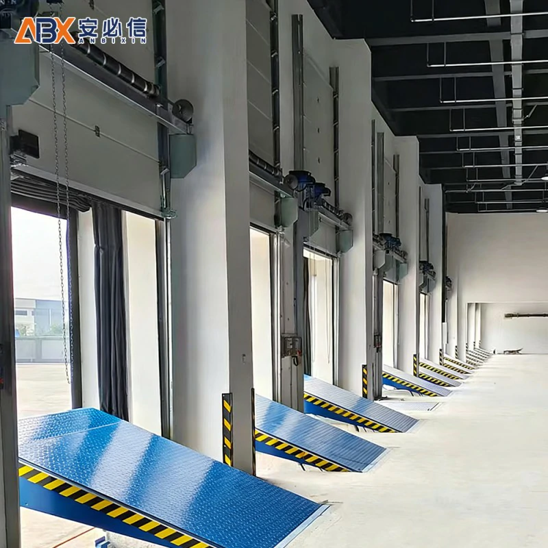 佛山保温滑升门
